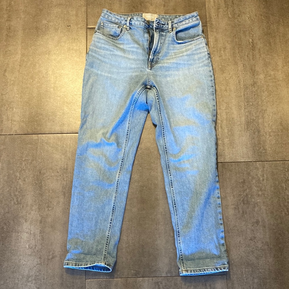 Everlane Light Wash Curvy Cheeky Jean